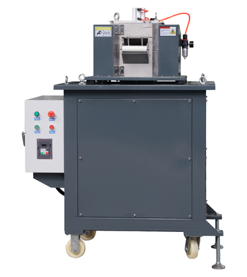 7.5kW プラスチックのペレット化機 PPR粒子の生産のためのガントリーストランドペレット化機